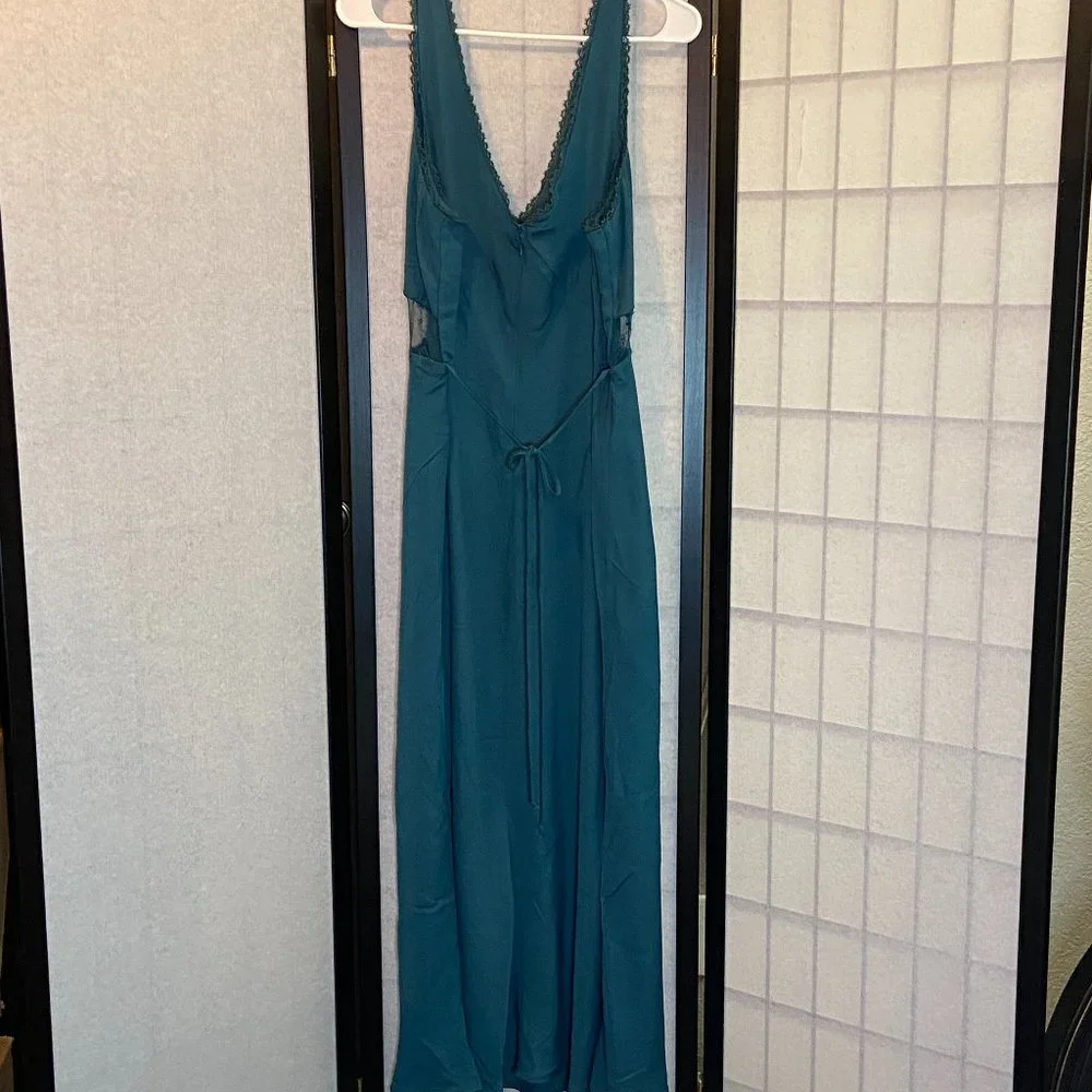 Lace Insert Bodice V Neck Slip Camisole Chemise Midi Dress Teal NWT Wild Fable - Picture 2 of 11